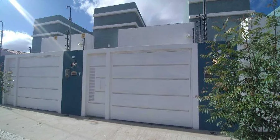 Casa – Dom Avelar Avenida da Esperança – Petrolina/PE